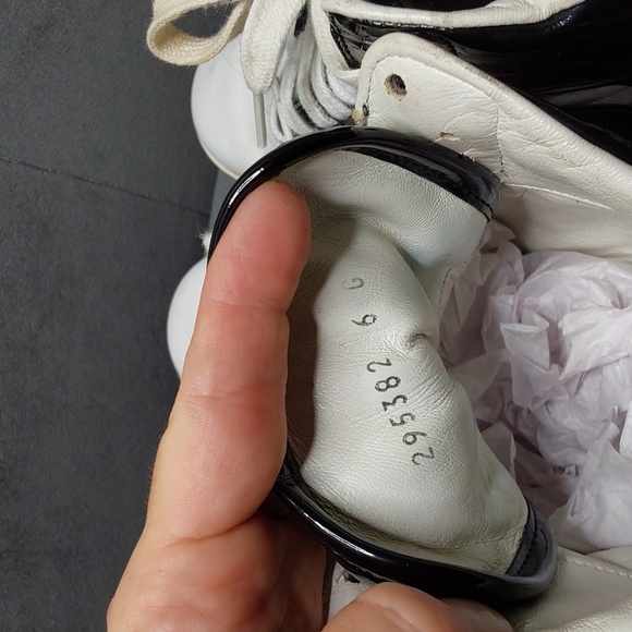 Gucci Limited edition interlocking GG with snakeskin size 6G(7-7.5) - Picture 7 of 9